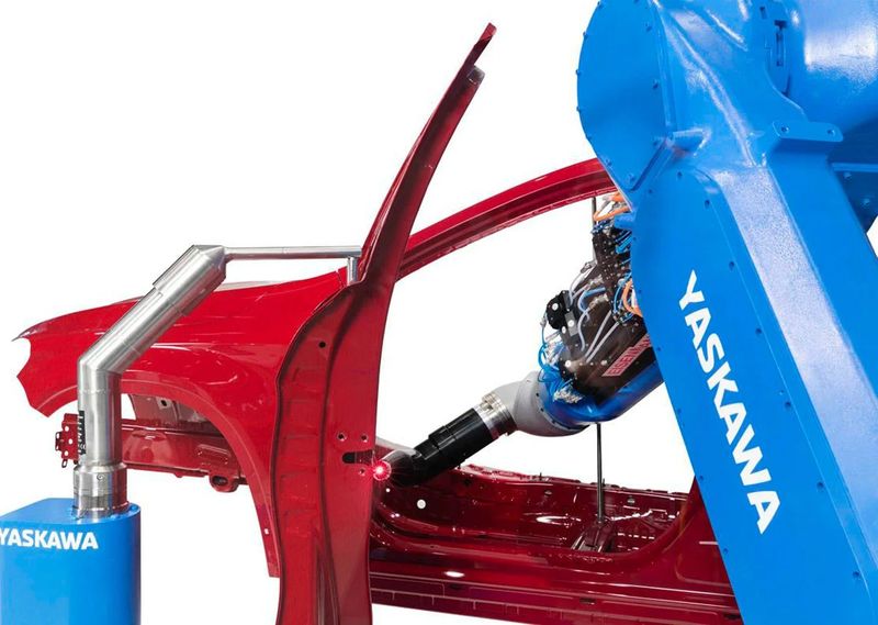 Високопроизводителни 6-осни бояджийски роботи серия MPX на Yaskawa Високопроизводителни 6-осни бояджийски роботи серия MPX на Yaskawa